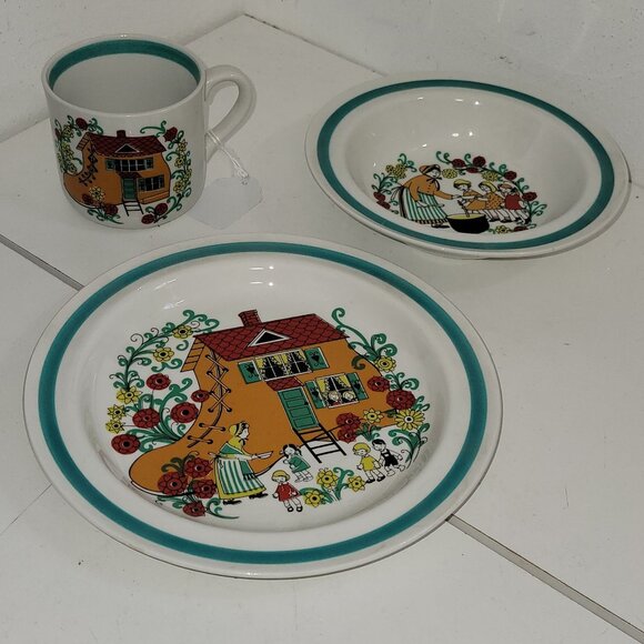 Vintage Arabia of Finland Children's Dinner Set with "Old woman in a Shoe" Image